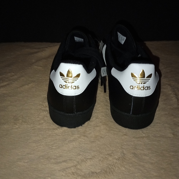 NWB Mens adidas Originals Superstar Shoe White/Black Size 12.5 - Picture 9 of 13